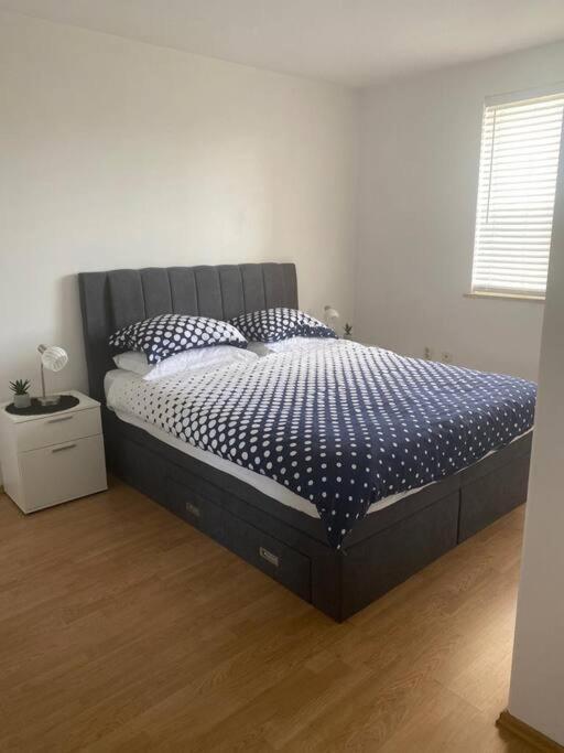 Lovely 3 Bedroom Apartment In Quiet Area W/ Pool Pula Exterior photo